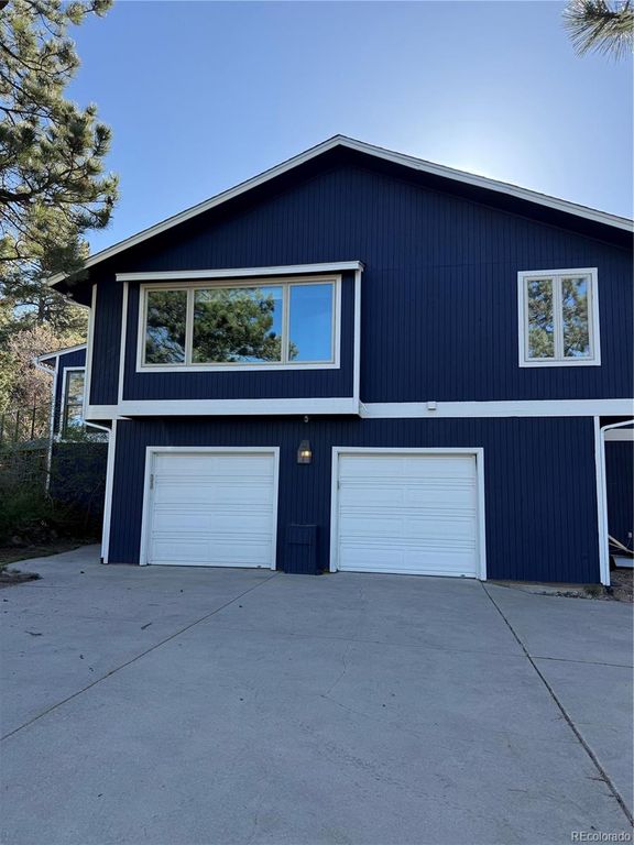 1030 E Possee Road, Castle Rock, CO 80108