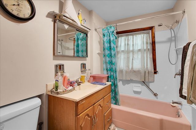 13134 Sacramento Avenue, Blue Island, IL 60406