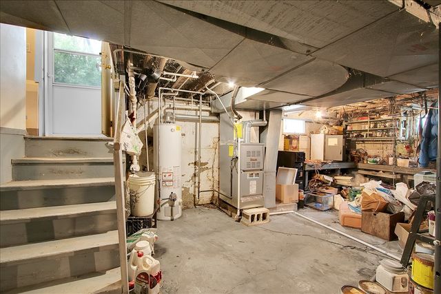 13134 Sacramento Avenue, Blue Island, IL 60406