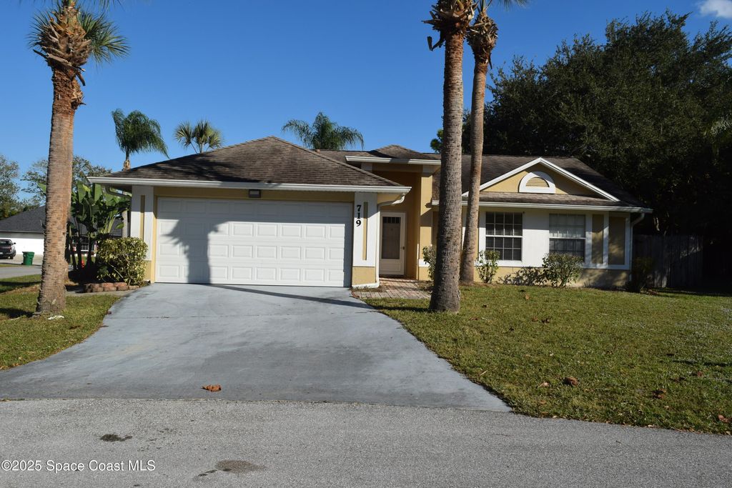 719 Samuel Chase Lane, Melbourne, FL 32904