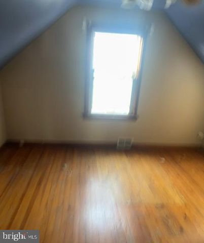 2424 WOOD AVE, Tullytown, PA 19007