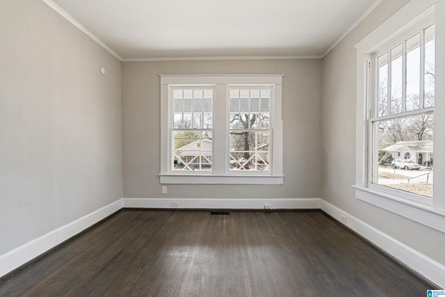 808 11TH AVENUE, Midfield, AL 35228