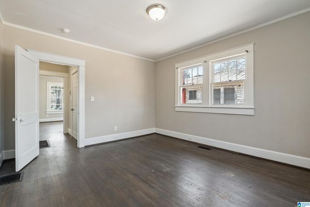 808 11TH AVENUE, Midfield, AL 35228