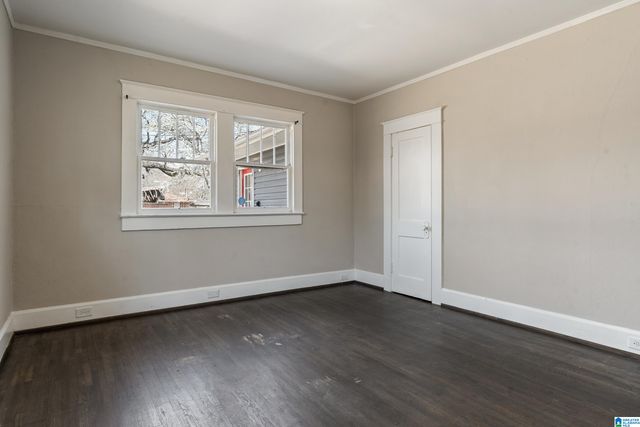 808 11TH AVENUE, Midfield, AL 35228