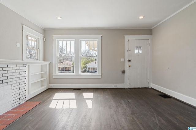 808 11TH AVENUE, Midfield, AL 35228