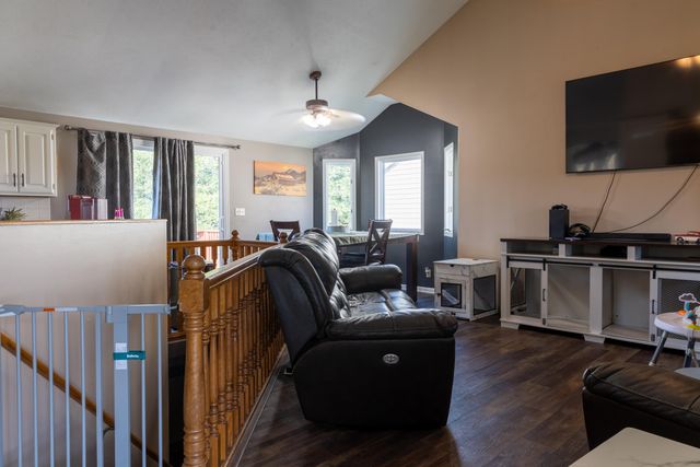 2266 HICKORY CIRLCE Circle, Blair, NE 68008