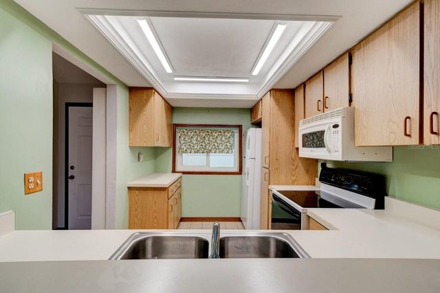 1262 CHARTER OAKS CIRCLE none, Daytona Beach, FL 32117