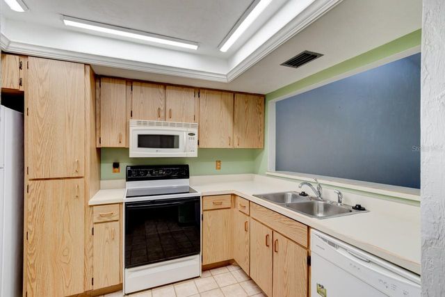 1262 CHARTER OAKS CIRCLE none, Daytona Beach, FL 32117