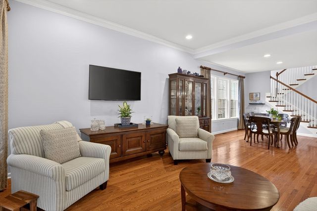 26 Kensington, Plymouth, MA 02360