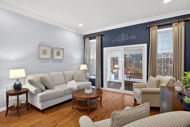 26 Kensington, Plymouth, MA 02360