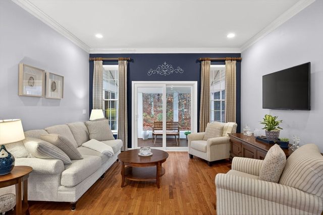 26 Kensington, Plymouth, MA 02360