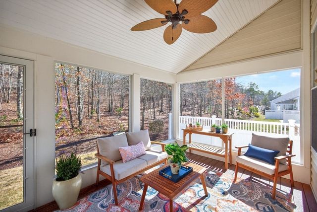 26 Kensington, Plymouth, MA 02360