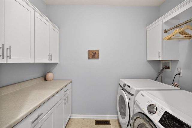 26 Kensington, Plymouth, MA 02360