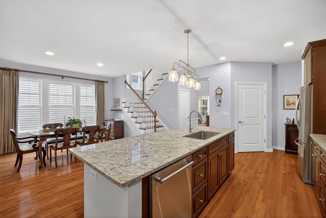 26 Kensington, Plymouth, MA 02360