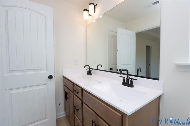 7855 Alexandria Dr, Moseley, VA 23120