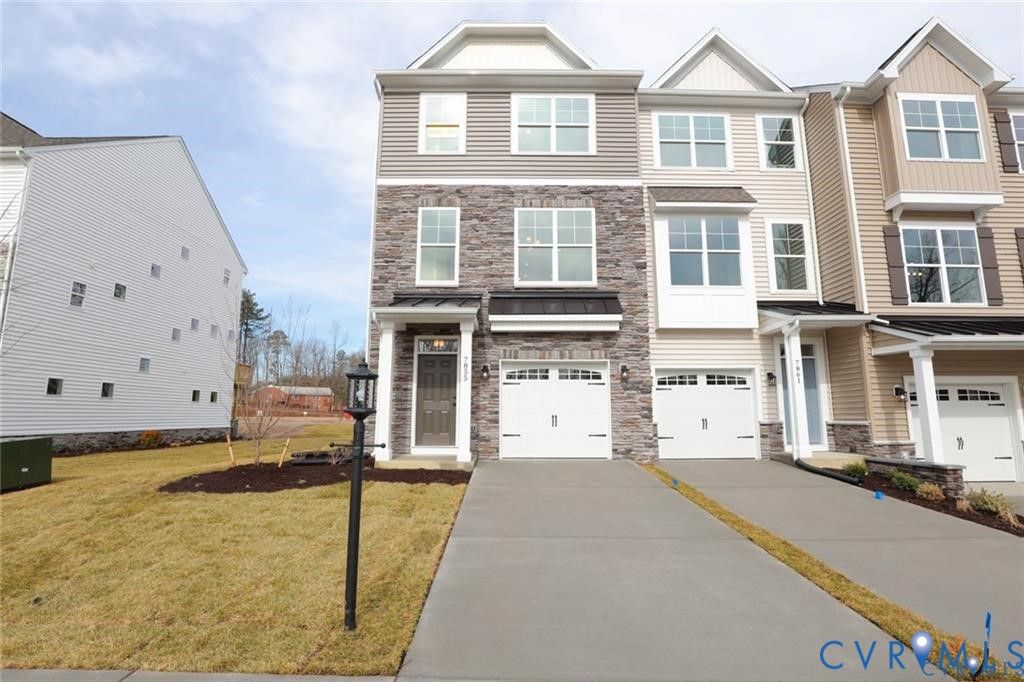 7855 Alexandria Dr, Moseley, VA 23120