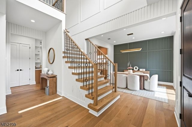 4 Dorrien Rd, Livingston Twp., NJ 07039