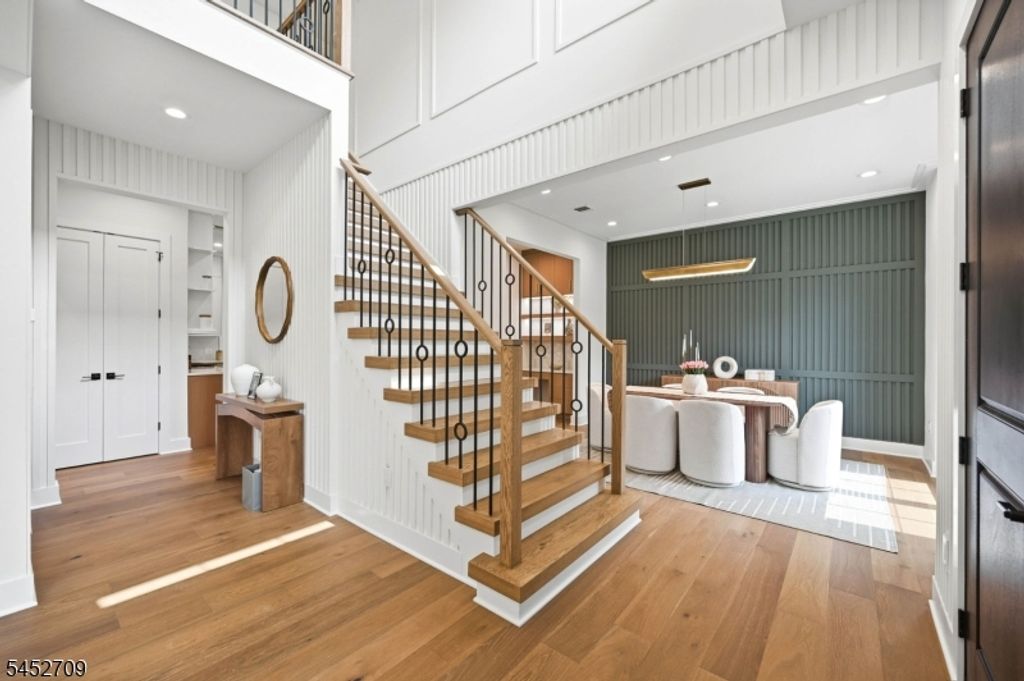 4 Dorrien Rd, Livingston Twp., NJ 07039 — photo 2