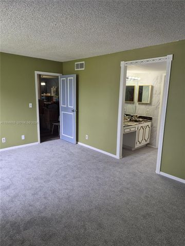 1402 NW 80th Avenue 205, Margate, FL 33063