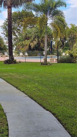 1402 NW 80th Avenue 205, Margate, FL 33063