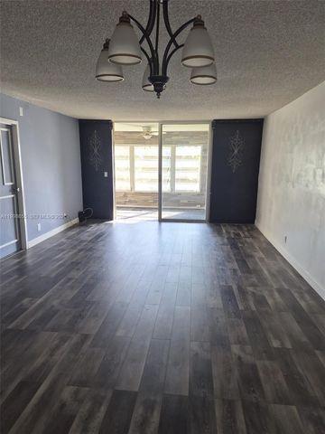 1402 NW 80th Avenue 205, Margate, FL 33063