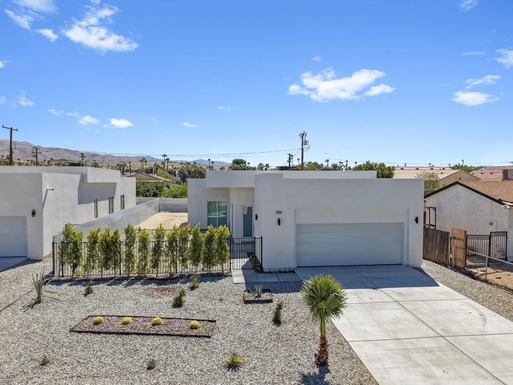 Image 1 of property listing at 15480 Avenida Rambla, Desert Hot Springs, CA 92240