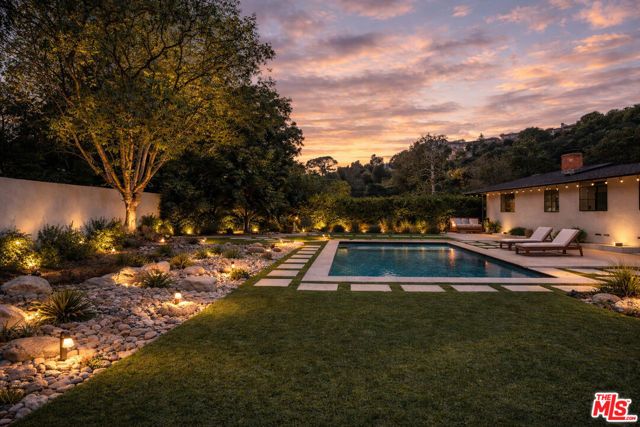 1250 N Norman Place, Los Angeles, CA 90049