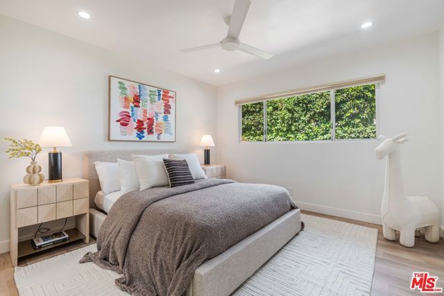 1250 N Norman Place, Los Angeles, CA 90049