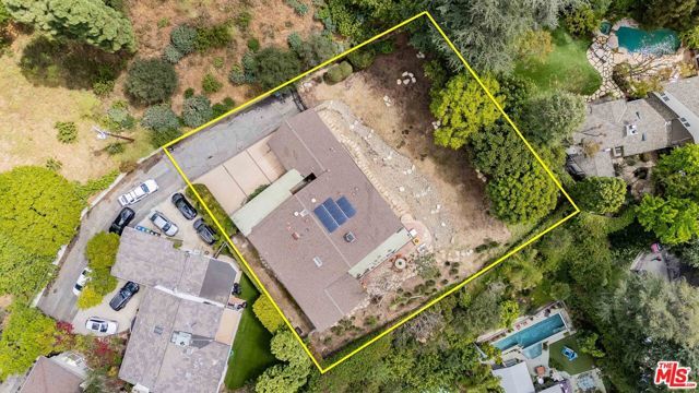 1250 N Norman Place, Los Angeles, CA 90049