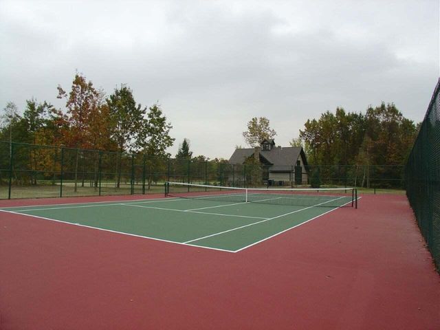 2550 Heritage Way, Stevensville, MI 49127