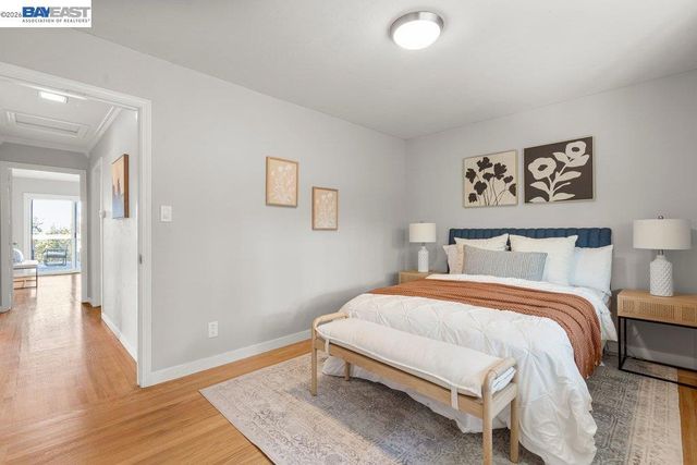 84 Grandview Pl, Walnut Creek, CA 94595