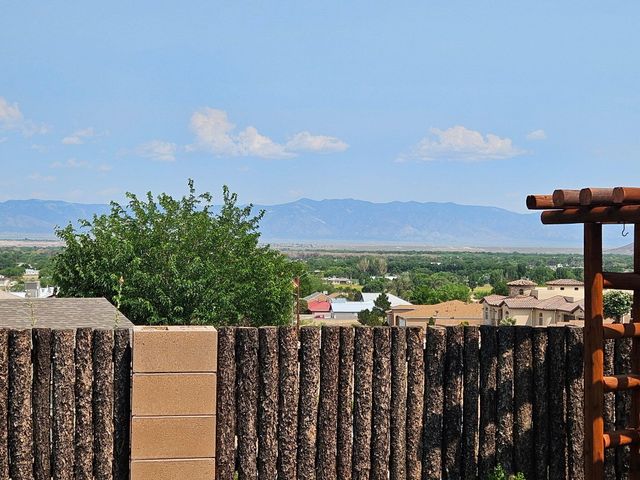 1628 Drake Road, Los Lunas, NM 87031