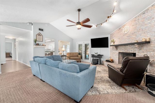 3670 NW 20TH AVENUE, Bell, FL 32619