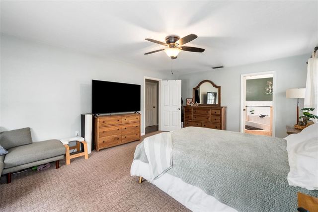 3670 NW 20TH AVENUE, Bell, FL 32619