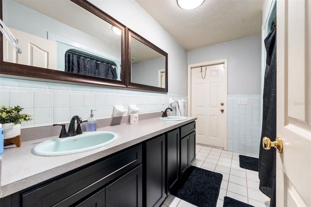 3670 NW 20TH AVENUE, Bell, FL 32619