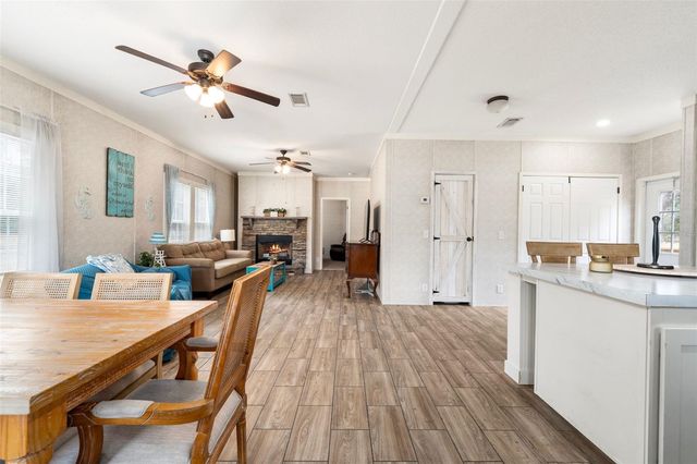 3670 NW 20TH AVENUE, Bell, FL 32619