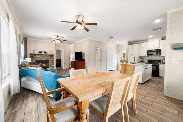 3670 NW 20TH AVENUE, Bell, FL 32619