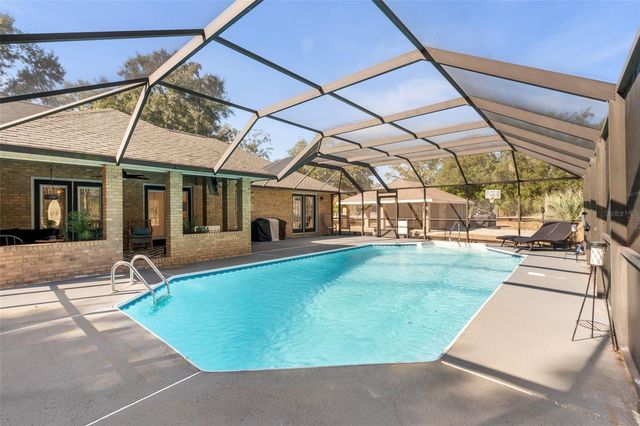 3670 NW 20TH AVENUE, Bell, FL 32619