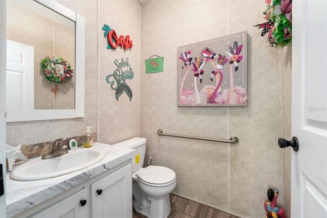 3670 NW 20TH AVENUE, Bell, FL 32619