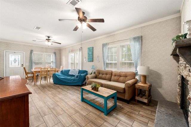 3670 NW 20TH AVENUE, Bell, FL 32619