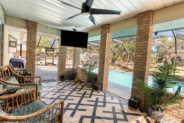 3670 NW 20TH AVENUE, Bell, FL 32619