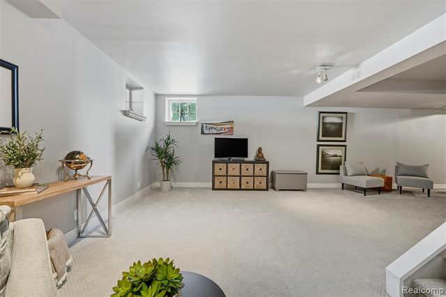 4592 Leblanc Court, Brighton, MI 48116