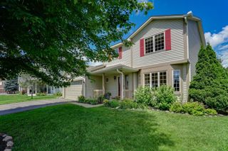 568 Falcon Ridge Road, Woodbury, MN 55125