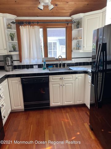 56 Franklin Avenue, Ocean Grove, NJ 07756