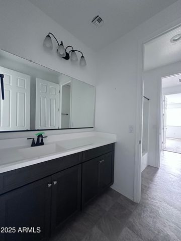 2065 E ESCONDIDO Place, Casa Grande, AZ 85122