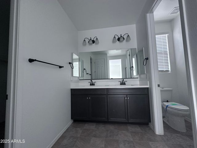 2065 E ESCONDIDO Place, Casa Grande, AZ 85122