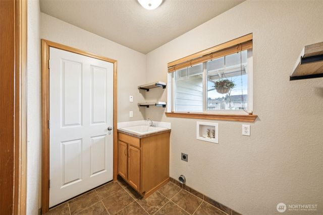 2951 Campus Prairie Loop NE, Lacey, WA 98516