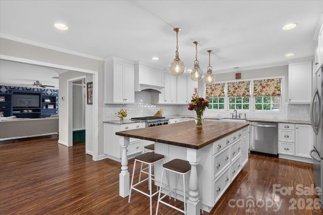 4419 Darventry Court, Charlotte, NC 28226