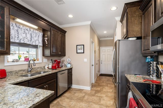 12583 Cottage, Northport, AL 35475