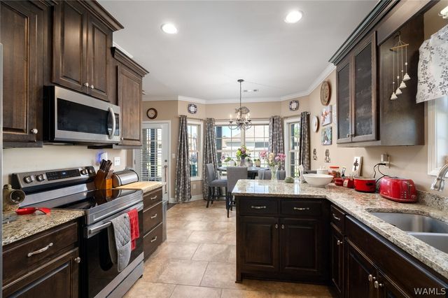 12583 Cottage, Northport, AL 35475